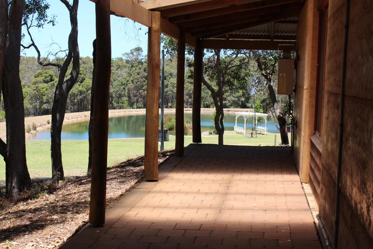 Woodstone Goanna Cottage Dunsborough Exterior foto